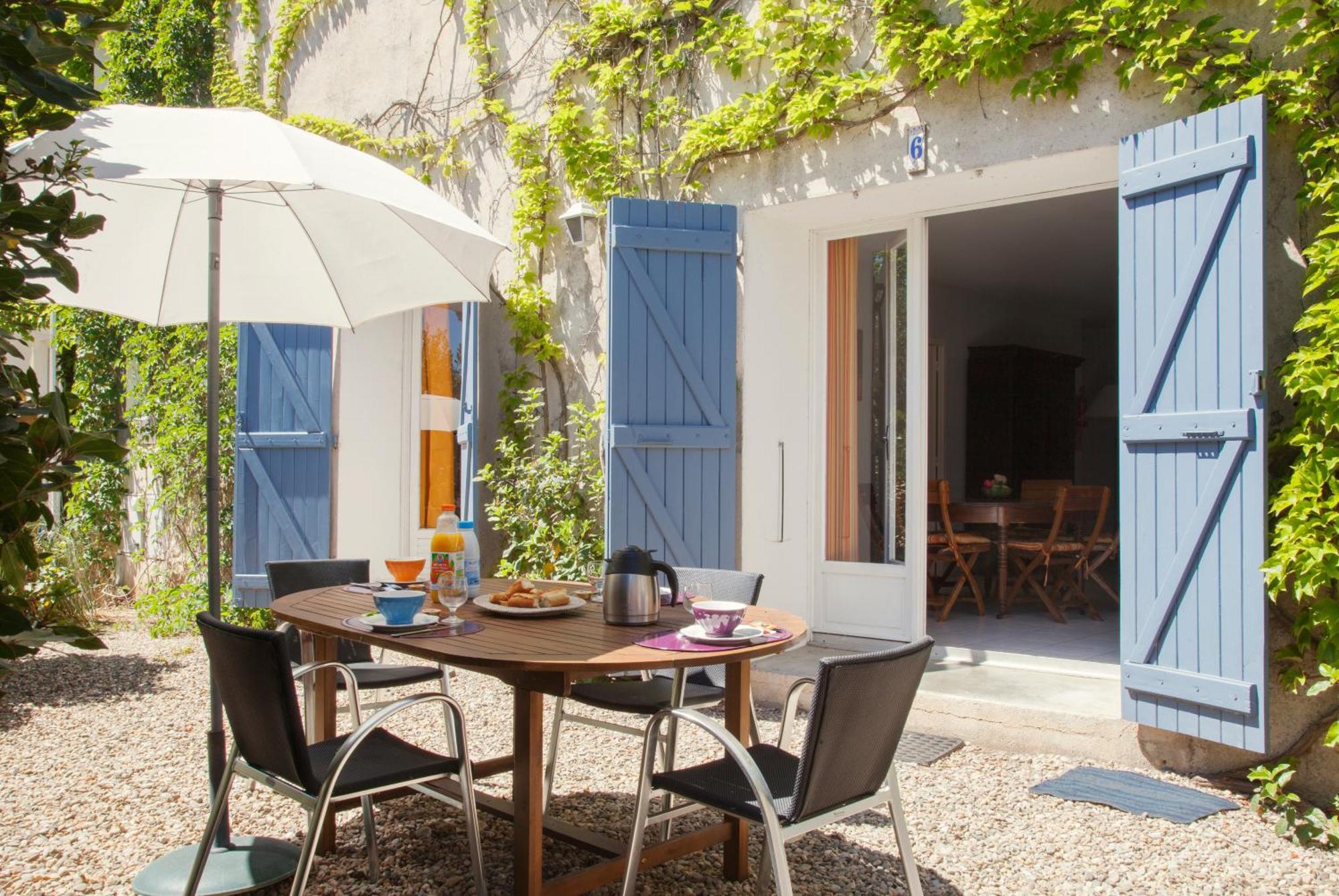 Domaine De Beaumont Villa Agde Exterior photo