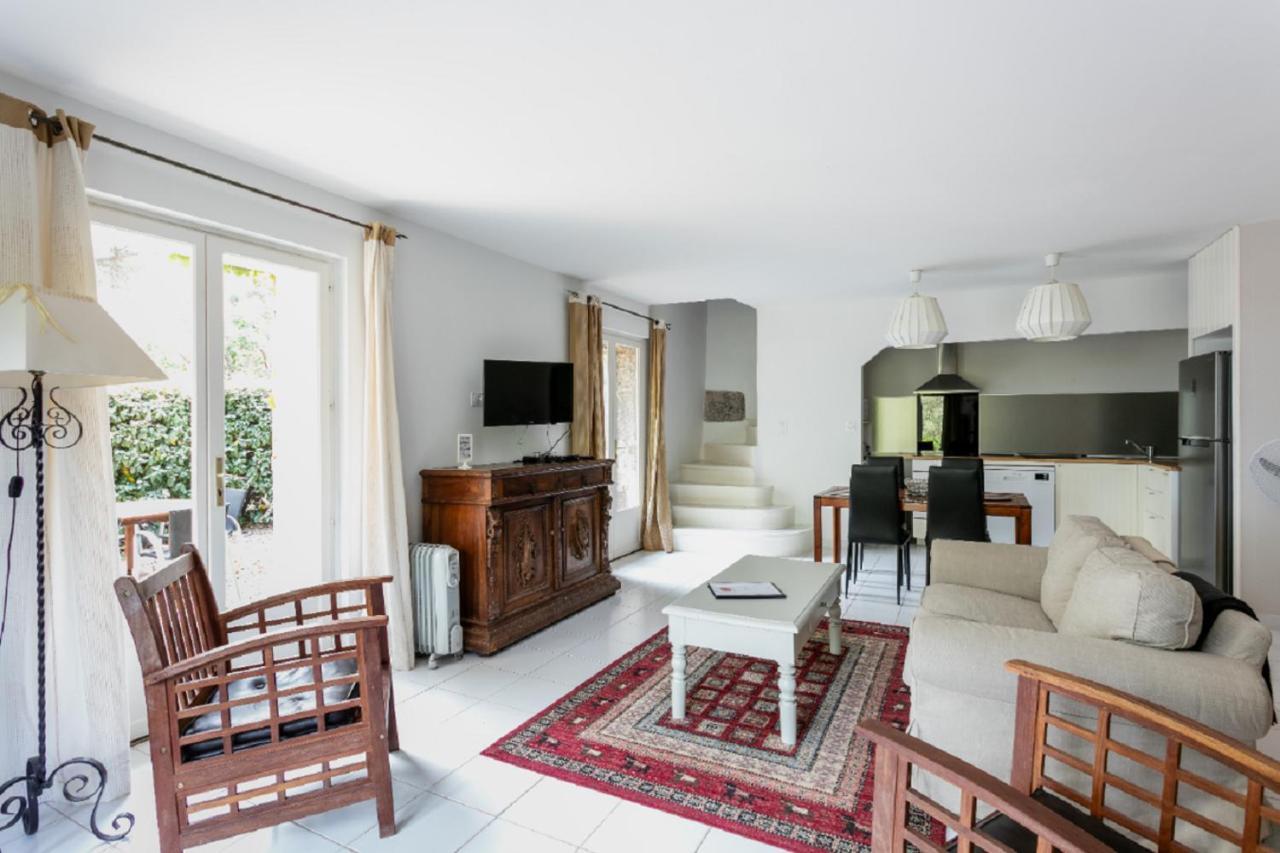 Domaine De Beaumont Villa Agde Exterior photo